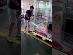 Машина для уплотнения пленкой перед упаковкой деревянного корпуса