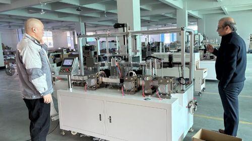 последние новости компании о Индийские клиенты посетили завод 24 февраля.